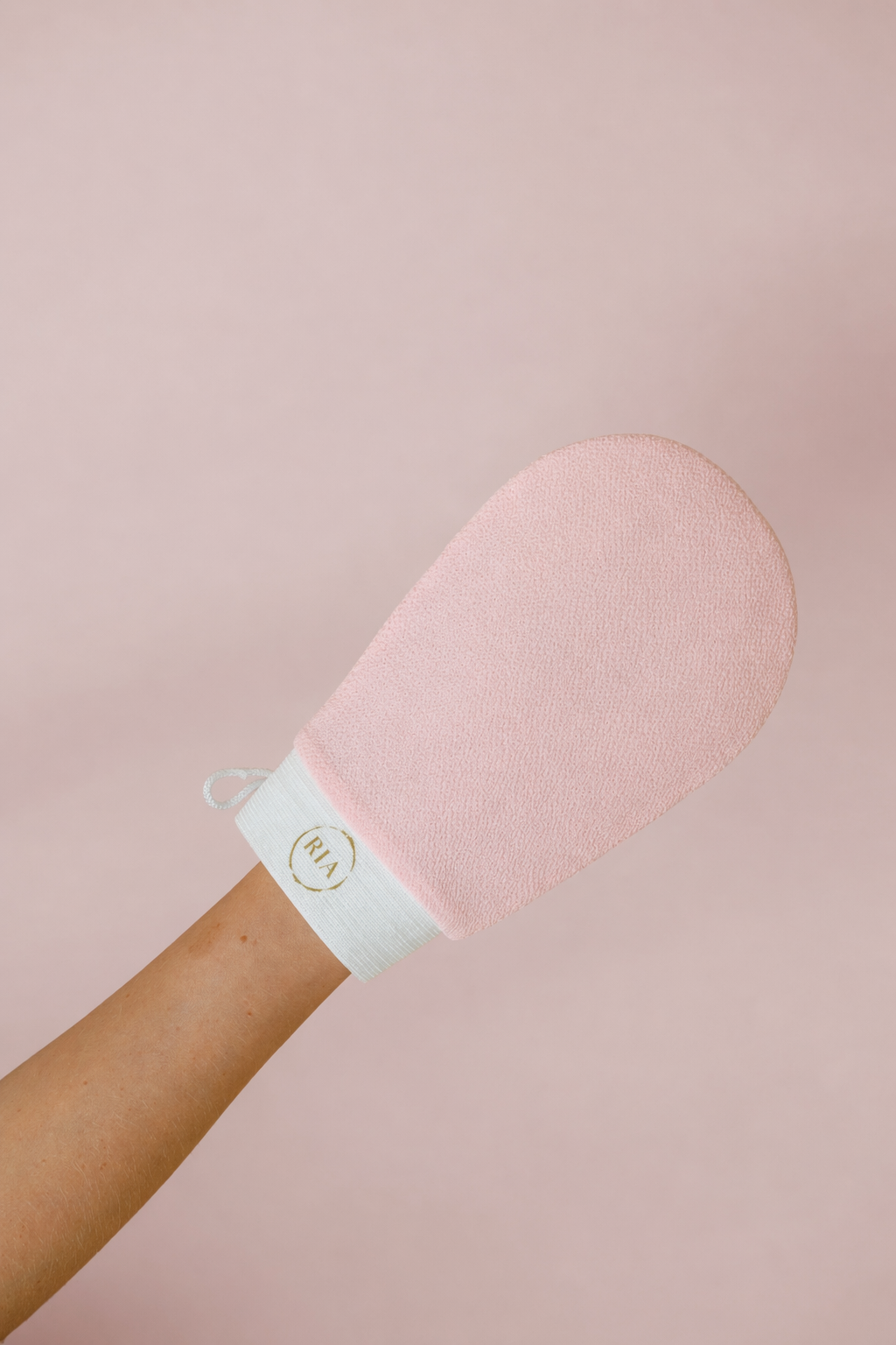 Exfoliating gloves